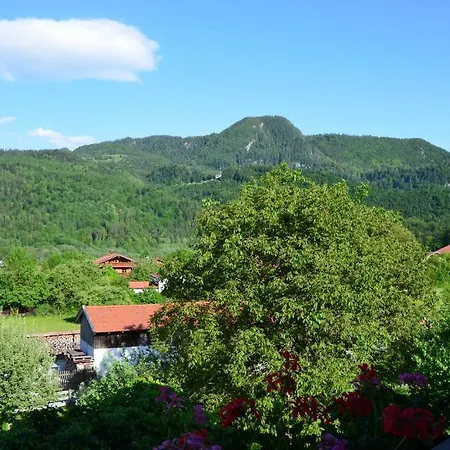 Haus Eisenberger-Privates Apartmenthaus Lägenhet Schleching