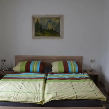 Lägenhet Haus Eisenberger-Privates Apartmenthaus *