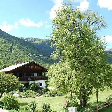 Haus Eisenberger-Privates Apartmenthaus * Schleching